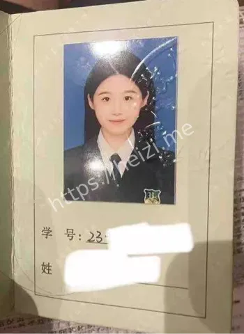 成都航空学院江栩麒